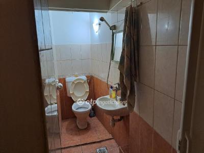 Eladó utcai bejáratú üzlethelység Nyíregyháza