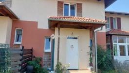 Eladó sorház Pécel