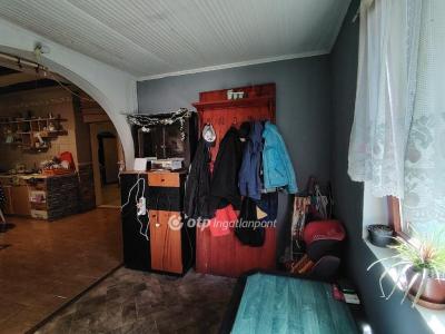 Eladó családi ház Szentes