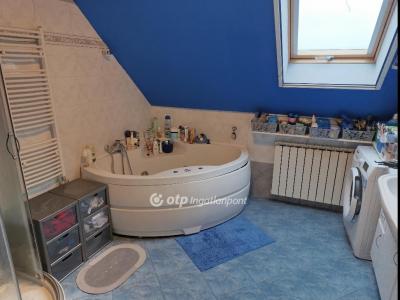 Eladó lakás Kecskemét