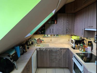 Eladó lakás Kecskemét