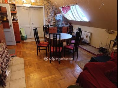 Eladó lakás Kecskemét