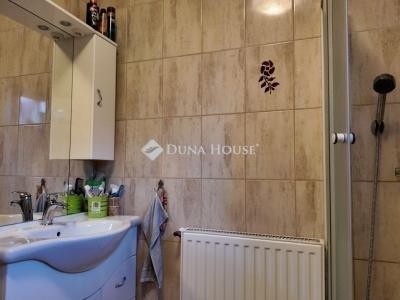 Eladó családi ház Gyál