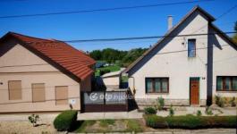 Eladó családi ház Hatvan