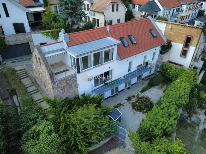 Eladó családi ház Szentendre