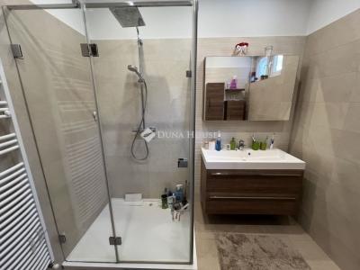 Eladó sorház Pécs