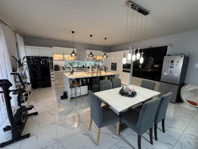 Eladó családi ház Budapest