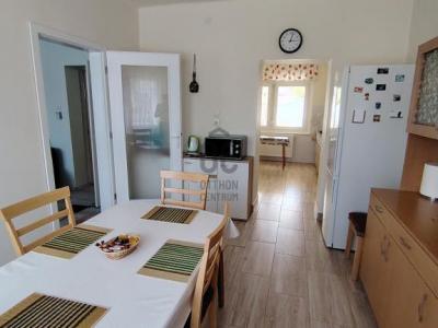 Eladó családi ház Budapest