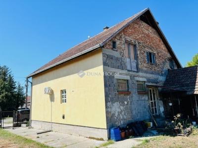 Eladó családi ház Tápiószecső