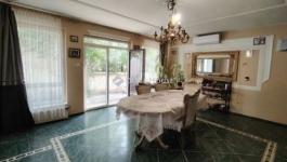 Eladó családi ház Budapest