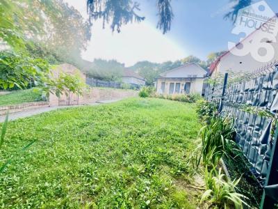 Eladó családi ház Szekszárd