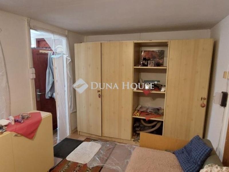 Eladó nyaraló Tatabánya