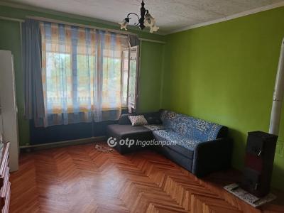 Eladó családi ház Kaba