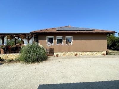 Eladó családi ház Kecskemét