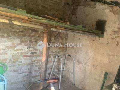 Eladó családi ház Budapest