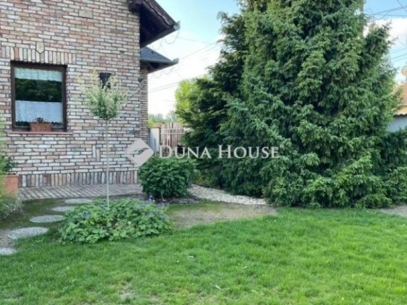 Eladó családi ház Albertirsa