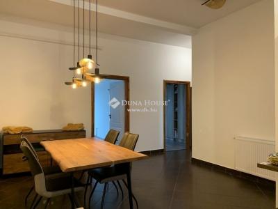 Eladó családi ház Érd