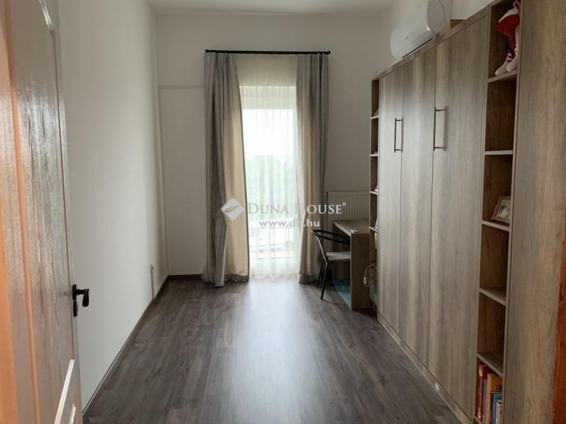 Eladó családi ház Érd