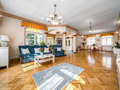 Eladó családi ház Budapest