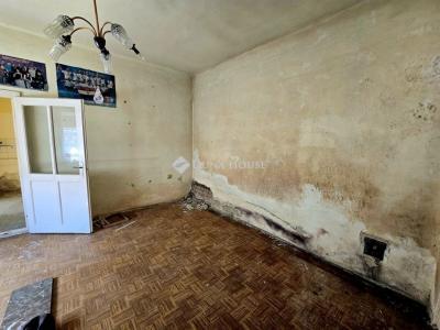 Eladó családi ház Pécs