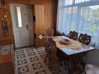 Eladó családi ház Budapest