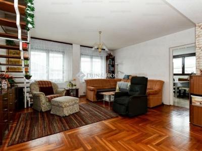 Eladó családi ház Budapest