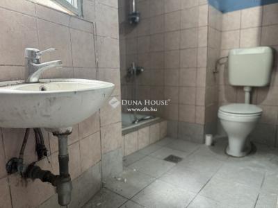 Eladó családi ház Budapest