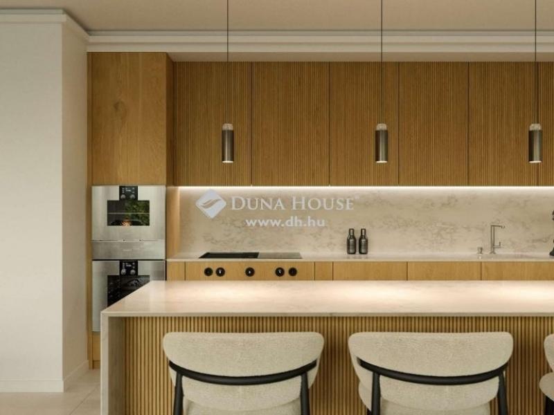 Eladó családi ház Budapest