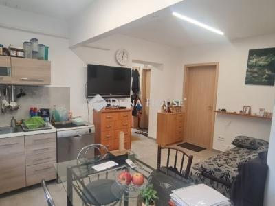 Eladó családi ház Monor