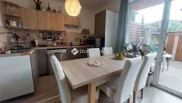 Eladó sorház Pécel