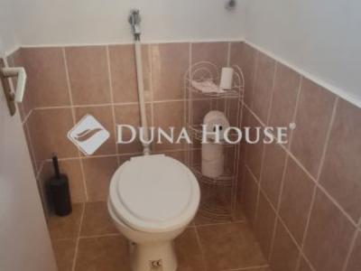 Eladó családi ház Monor