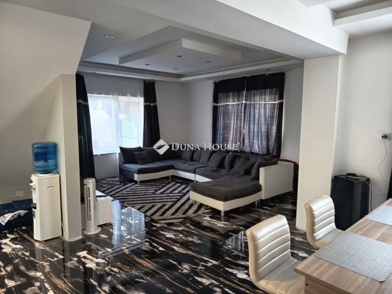 Eladó családi ház Makó