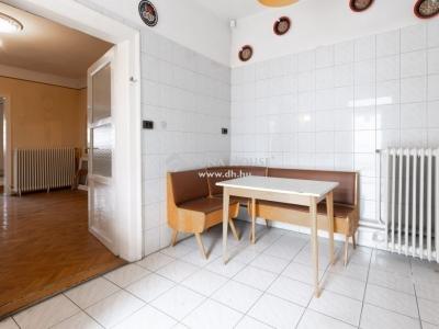 Eladó családi ház Budapest