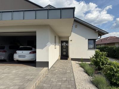 Eladó családi ház Péteri