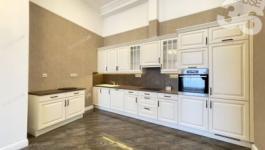 Eladó lakás Kecskemét