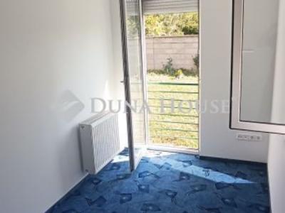 Eladó lakás Szentlőrinc