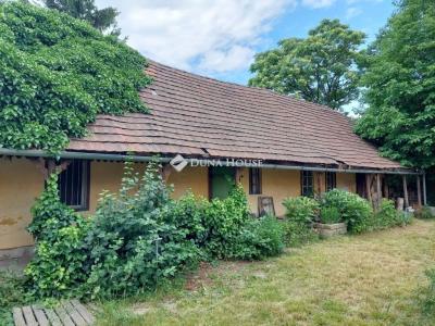 Eladó családi ház Budapest