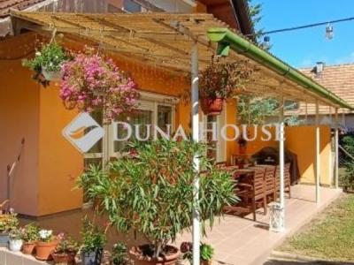 Eladó családi ház Zebegény