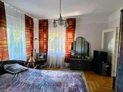 Eladó családi ház Budapest