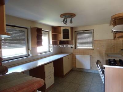 Eladó családi ház Pécs