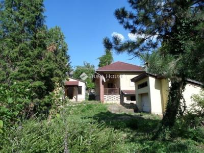 Eladó családi ház Pécs