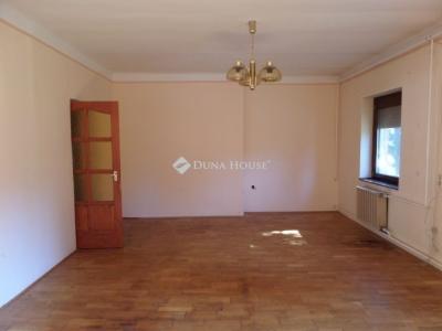 Eladó családi ház Pécs