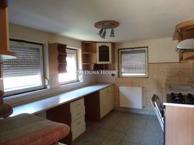 Eladó családi ház Pécs