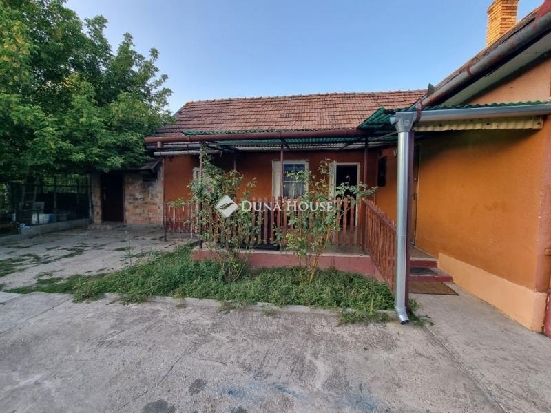 Eladó családi ház Tóalmás