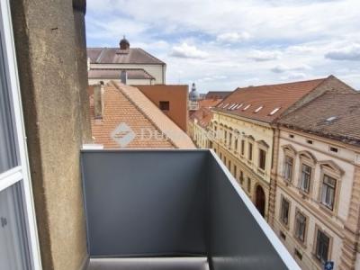 Eladó lakás Pécs