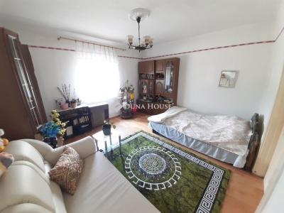 Eladó családi ház Monor