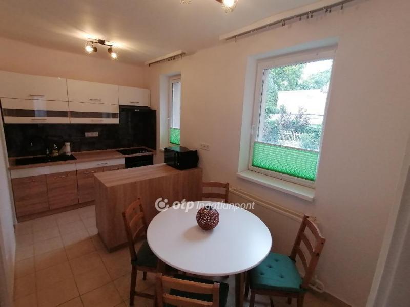 Eladó lakás Debrecen