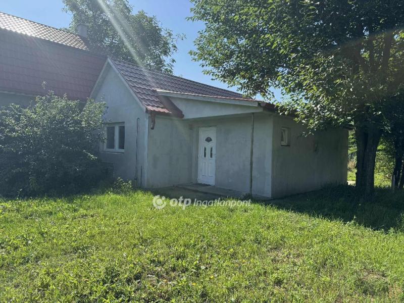 Eladó családi ház Debrecen