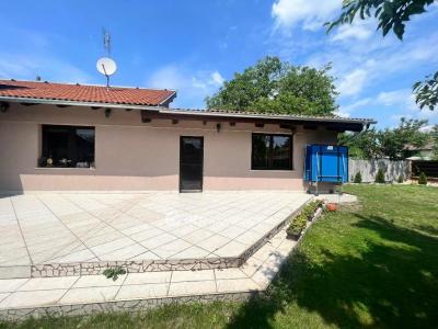 Eladó családi ház Budapest