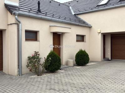 Eladó lakás Kozármisleny